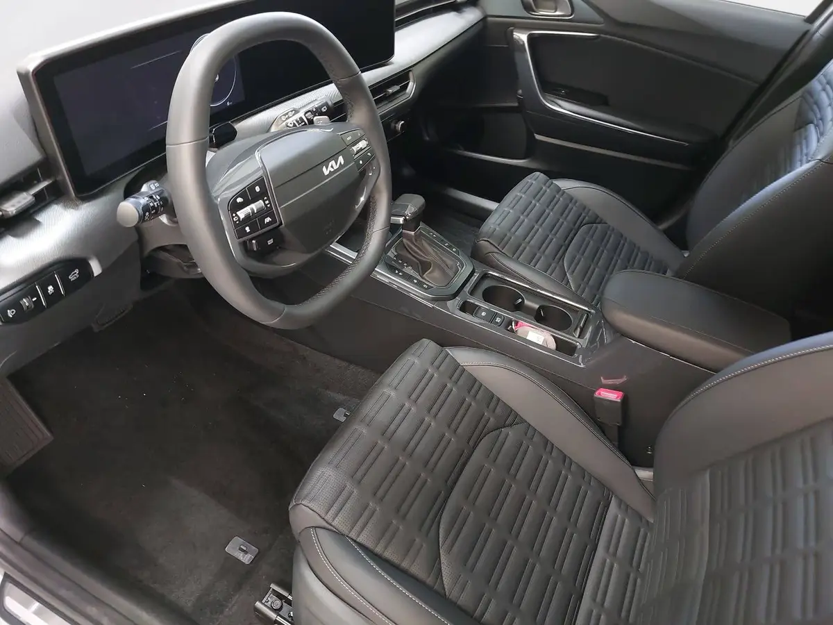 KIA XCEED 1.6 T-GDI 180 DCT SPIRIT MJ27 SOUND SITZ ADVANCED