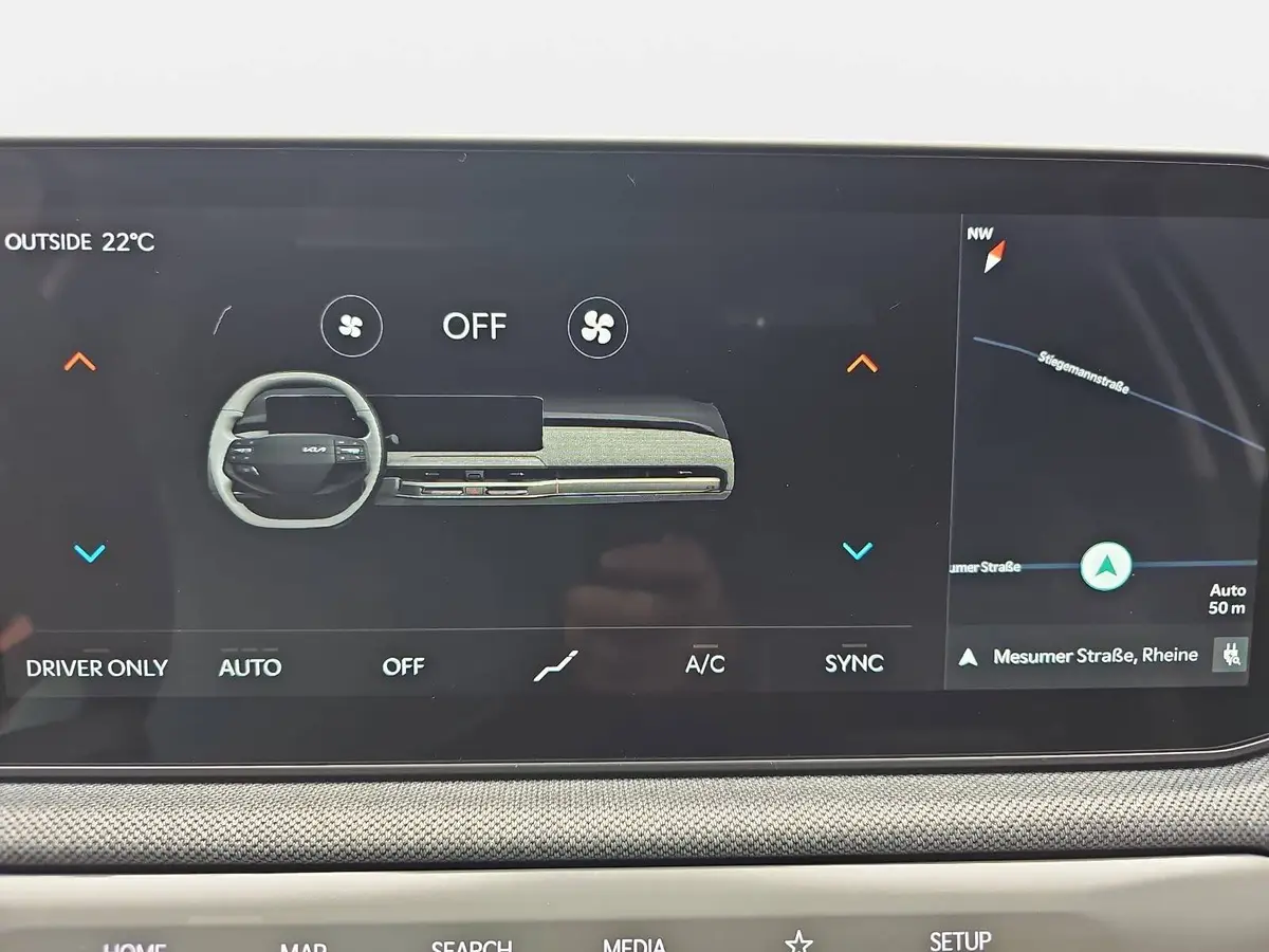 KIA EV3 81.4 KWH EARTH MJ27 WINTER-CONNECT BUSINESS UPGRADE DRIVEWISE-PARK