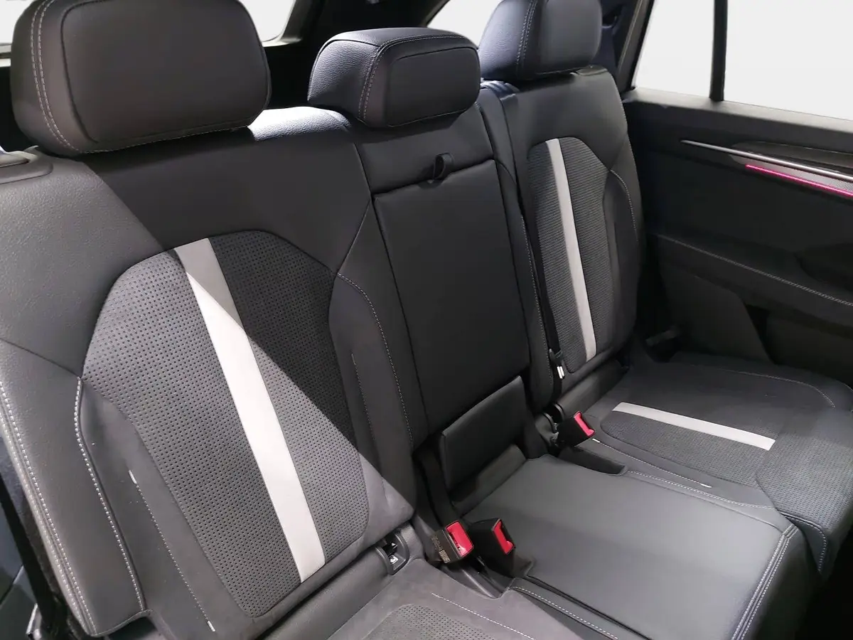 SKODA KODIAQ 1.5 TSI DSG SPORTLINE NAVI LED ACC PANO WINTER AHK