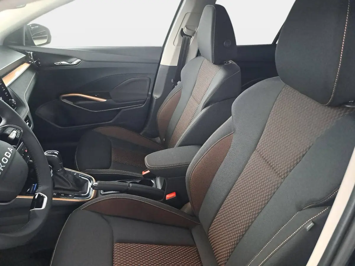 SKODA FABIA 1.0 TSI DSG 130 JAHRE PREMIUM LED KAMERA LM16