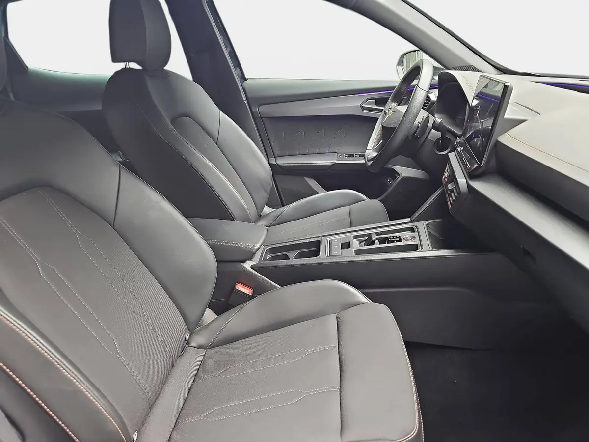 CUPRA FORMENTOR 1.4 E-HYBRID DSG MATRIX PANO AHK