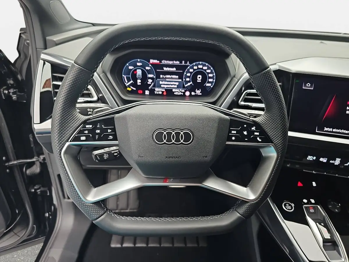 AUDI Q4 E-TRON 45 S-LINE 82KWH LED-MATRIX KAMERA