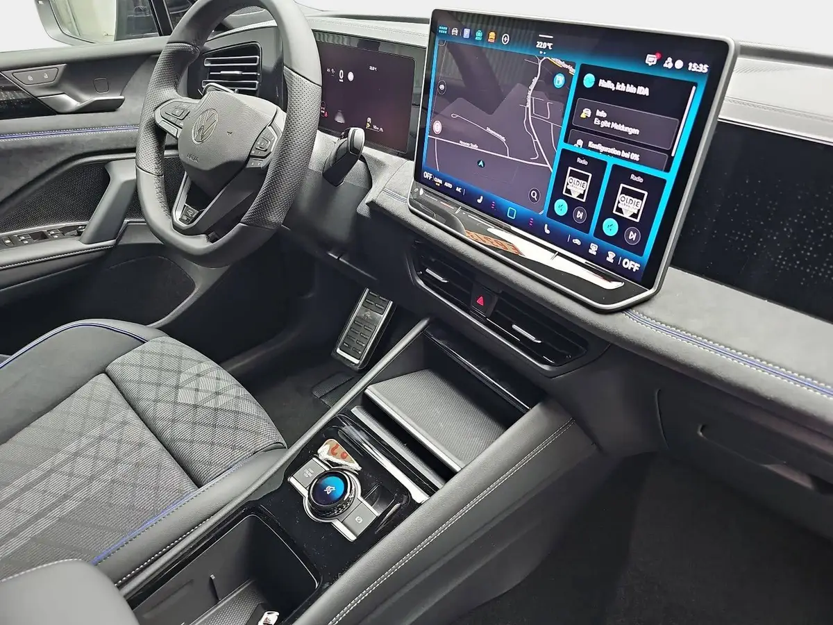 VW TIGUAN 2.0 TDI DSG R-LINE NAVI LED PANO