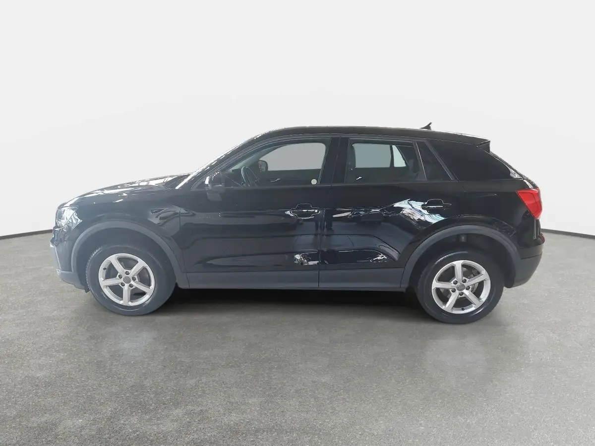 AUDI Q2 1.5 TFSI 35 GANZJAHRESREIFEN AHK