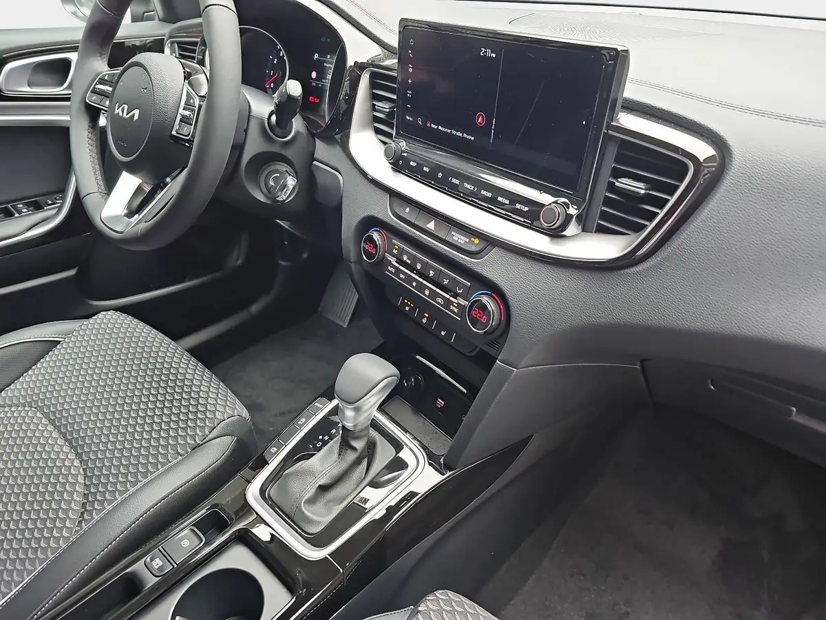 KIA XCEED 1.6 T-GDI 150 DCT VISION MJ26 KOMFORT+