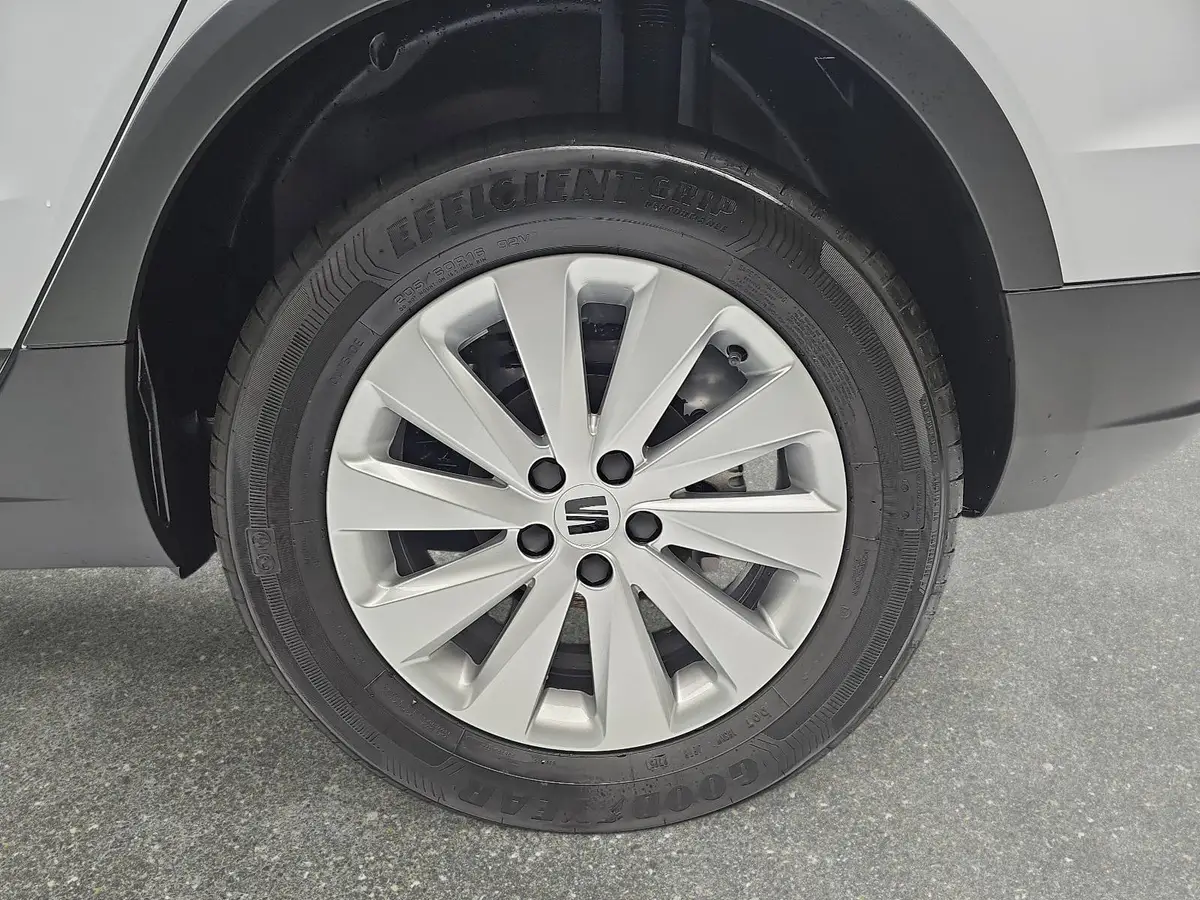 SEAT ARONA 1.0 TSI DSG STYLE LED KLIMAAUTO SMARTLINK PDC LM16