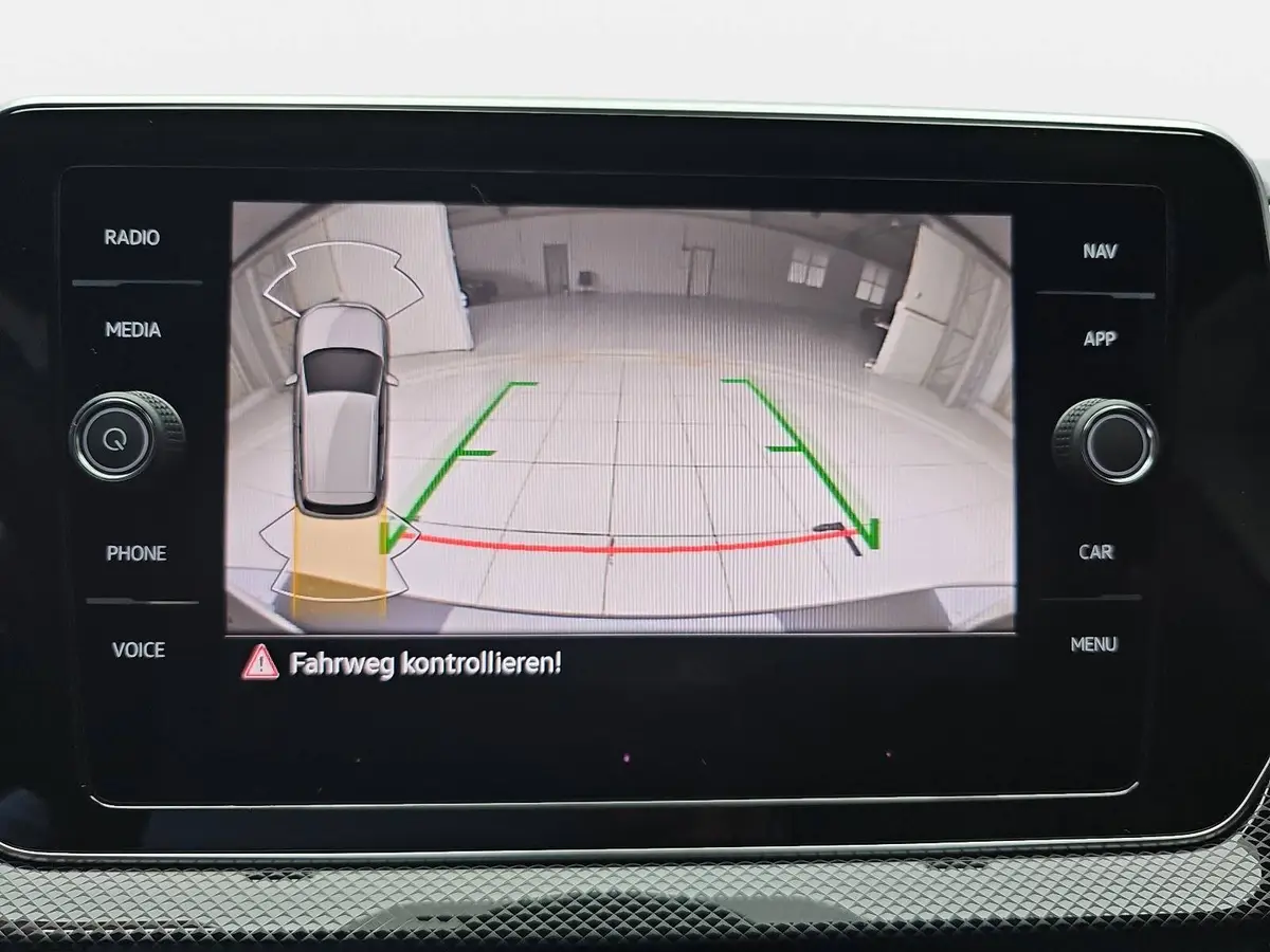 VW T-CROSS 1.0 TSI DSG R-LINE IQ-LED ACC WINTER SICHT KAMERA 