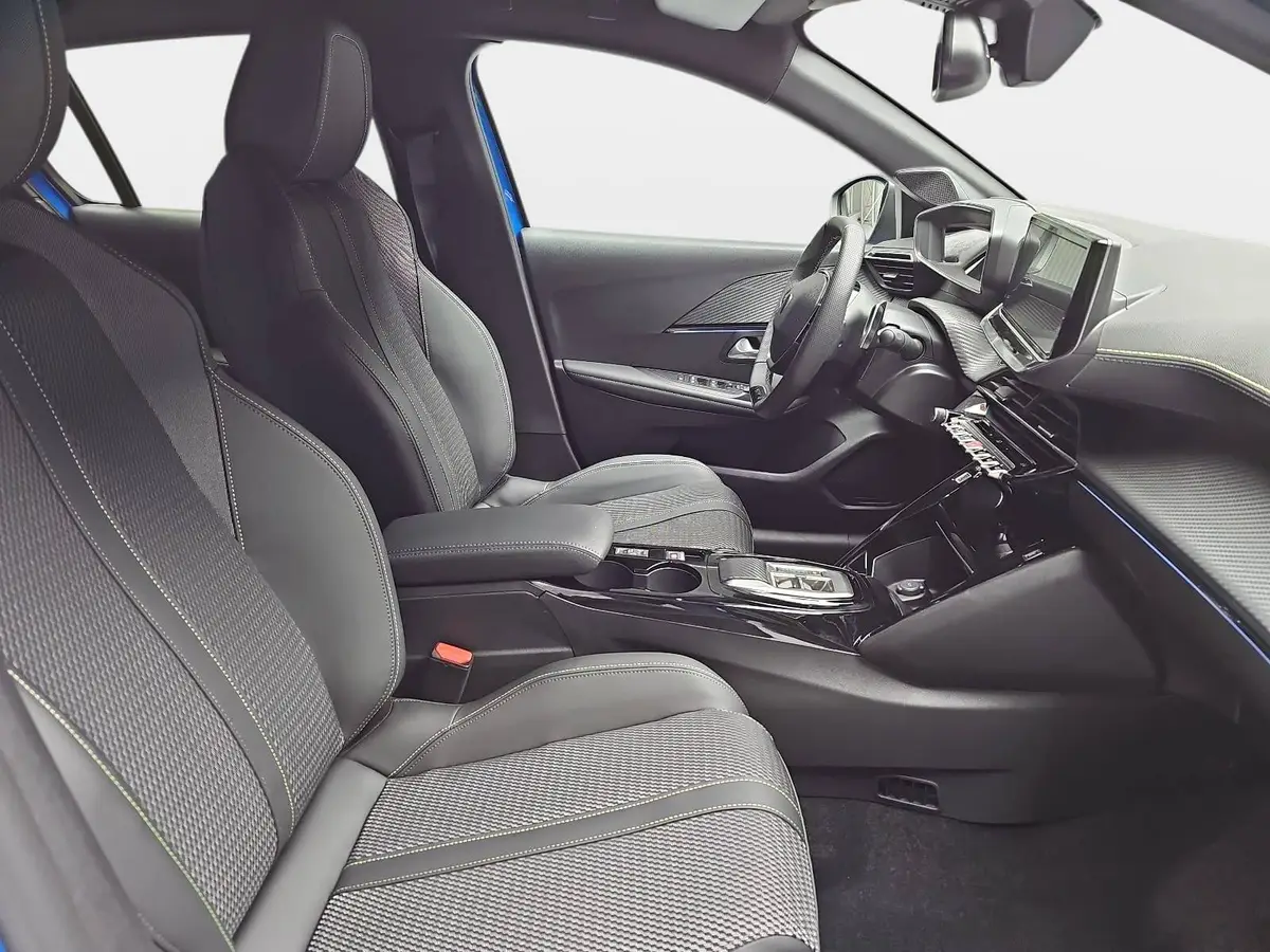 PEUGEOT 208 1.2 HYBRID 110 E-DSC6 GT KLIMA LED MIRROR-SCREEN K
