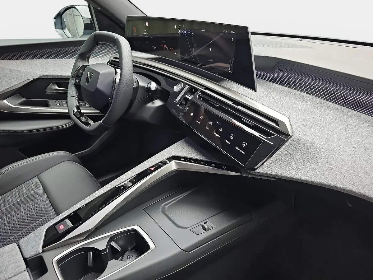 PEUGEOT 3008 1.2 HYBRID 145 E-DSC6 GT NAVI KLIMA LED AHK LM19