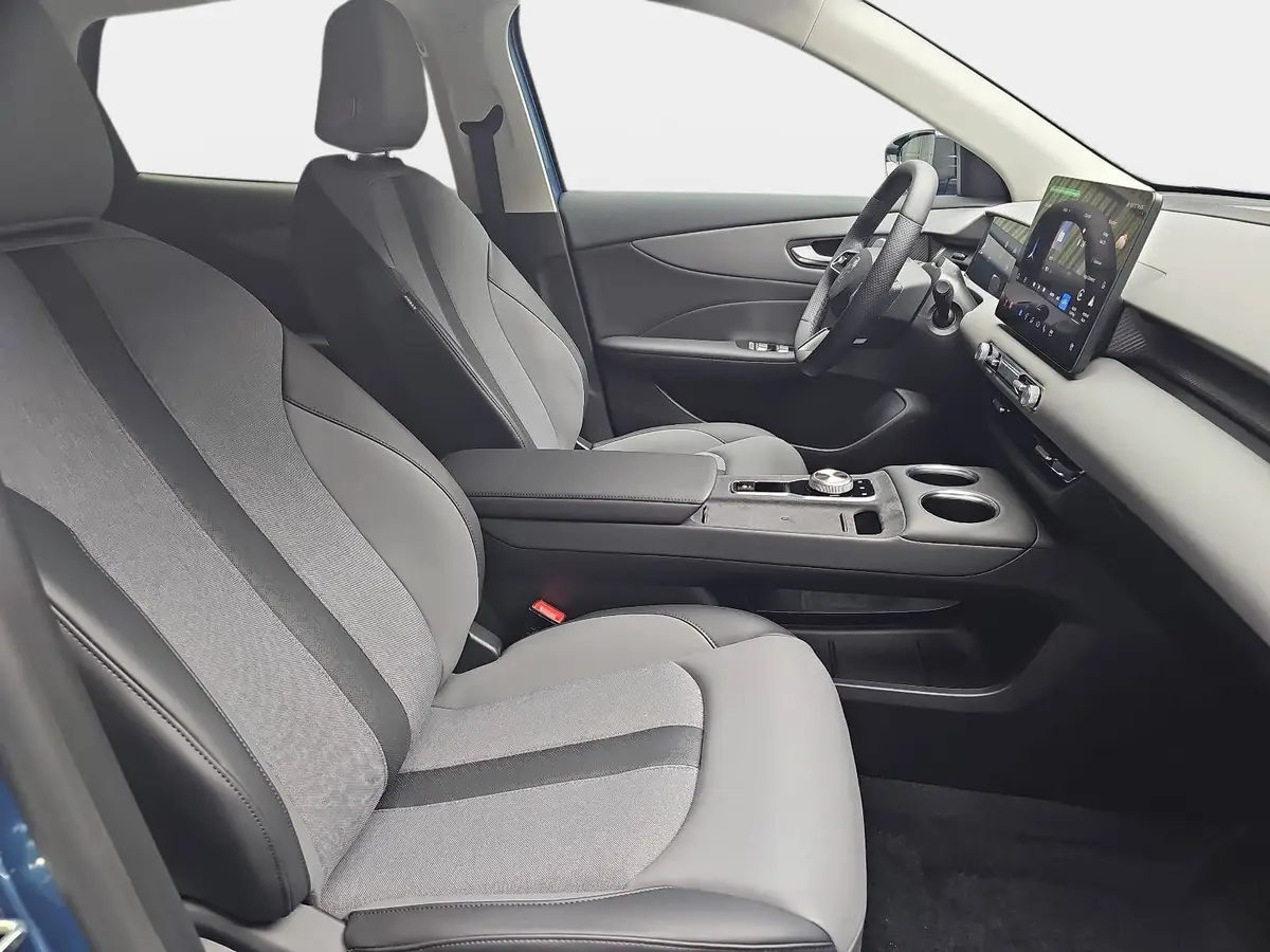 MG S5 EV 64 KWH MY25 LUXURY