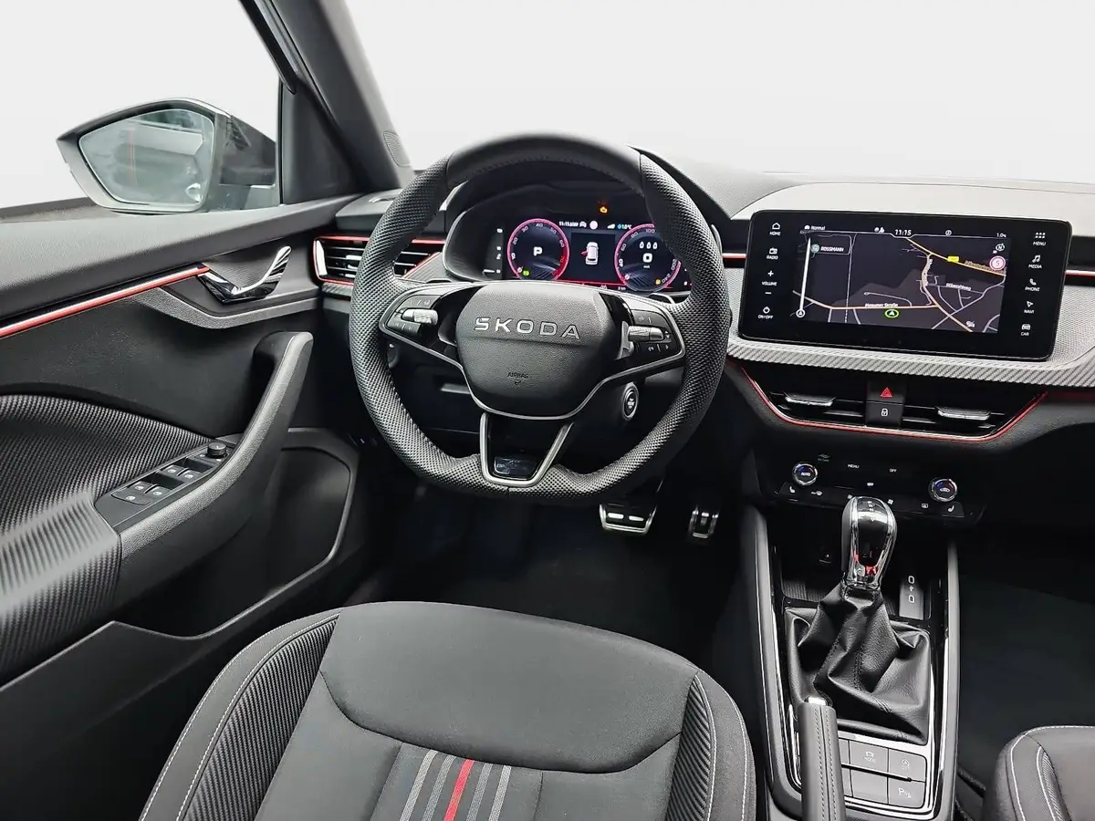 SKODA KAMIQ 1.5 TSI DSG MONTE CARLO NAVI MATRIX-LED PANO WINTE