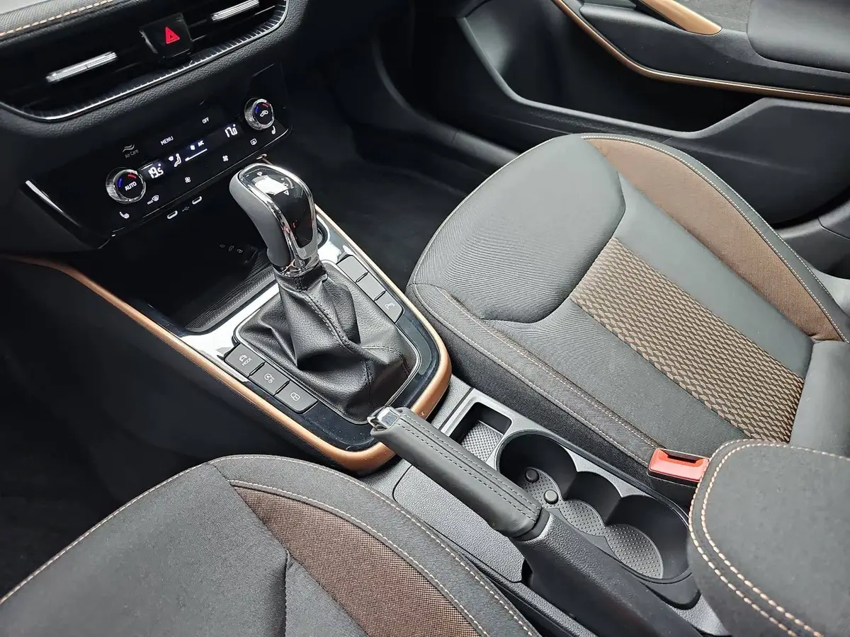 SKODA FABIA 1.0 TSI DSG 130 JAHRE PREMIUM LED KAMERA LM16