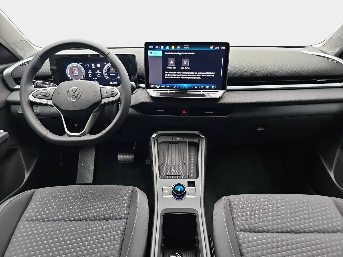 VW T-ROC 1.5 ETSI DSG LIFE ACC KAMERA WINTER AHK