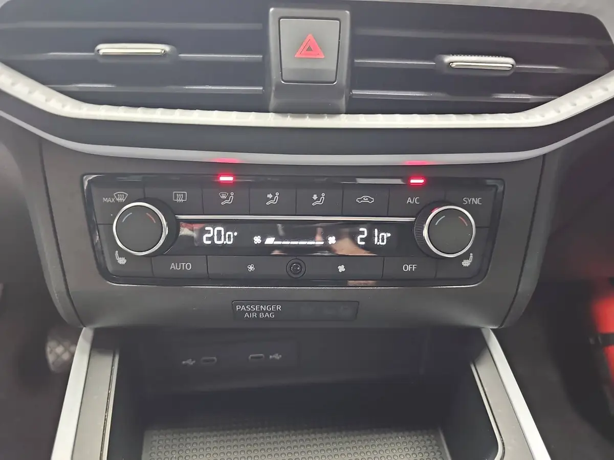 SEAT ARONA 1.0 TSI STYLE NAVI LED GRA
