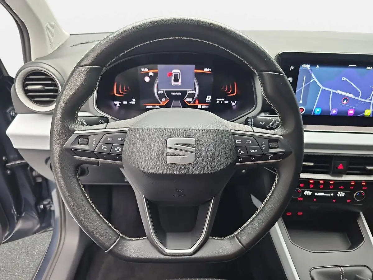 SEAT ARONA 1.0 TSI STYLE NAVI LED PDC LM16
