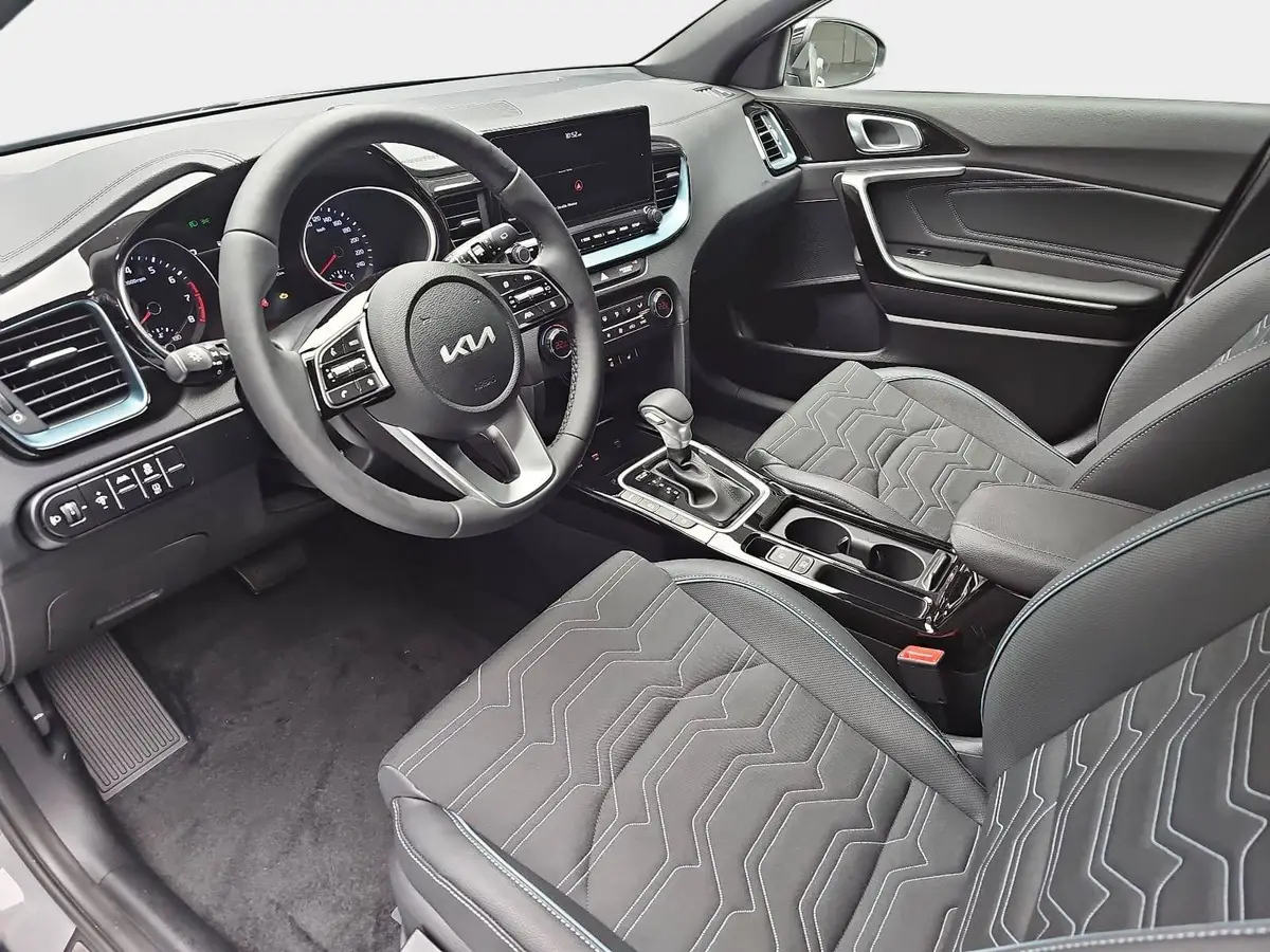 KIA XCEED 1.6 T-GDI 150 DCT NIGHTLINE EDITION MJ26