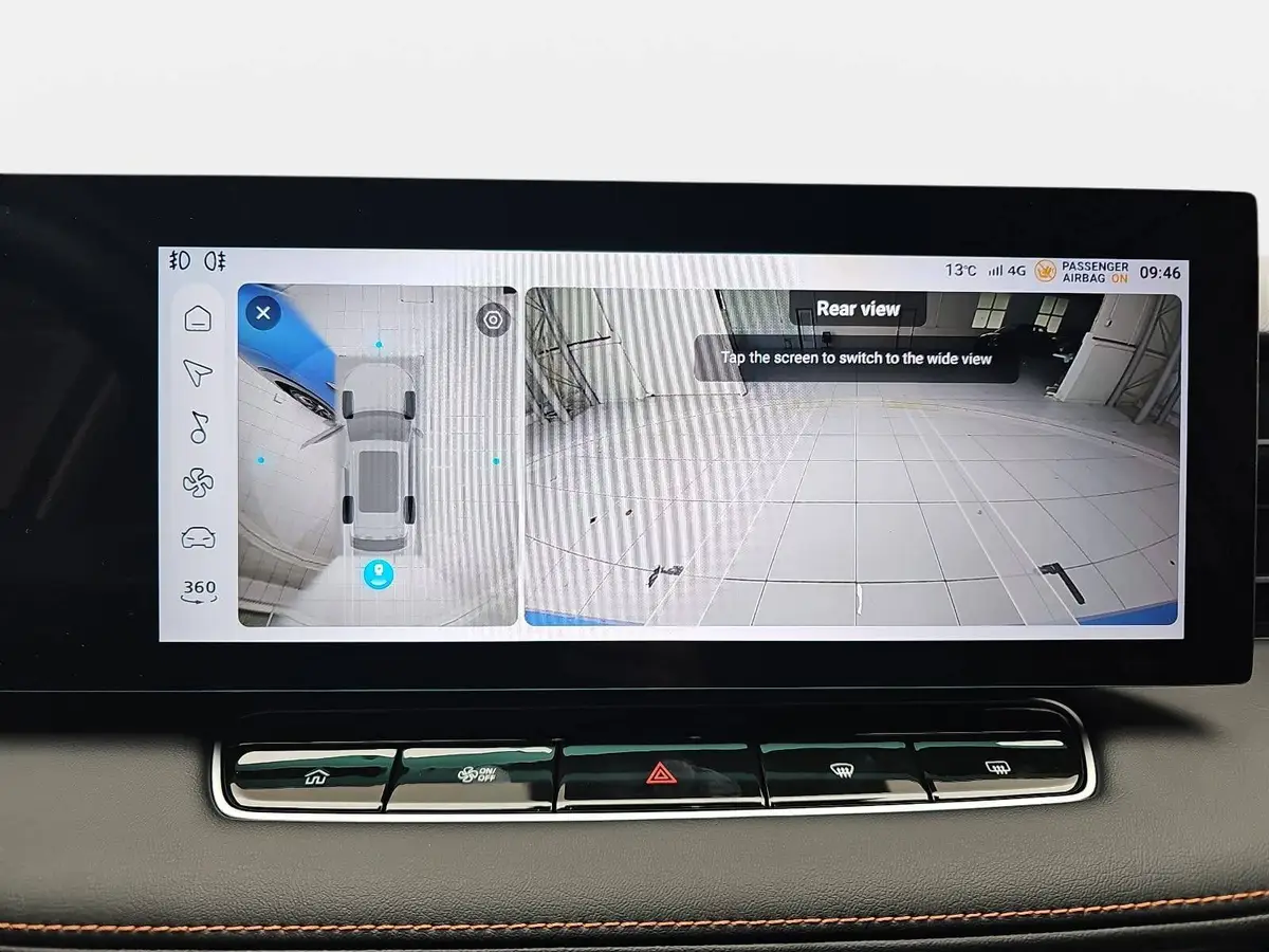 MG HS 1.5 HYBRID+ MY25.5 LUXURY LEDER 360-GRAD-KAMERA 19-ZOLL-LM