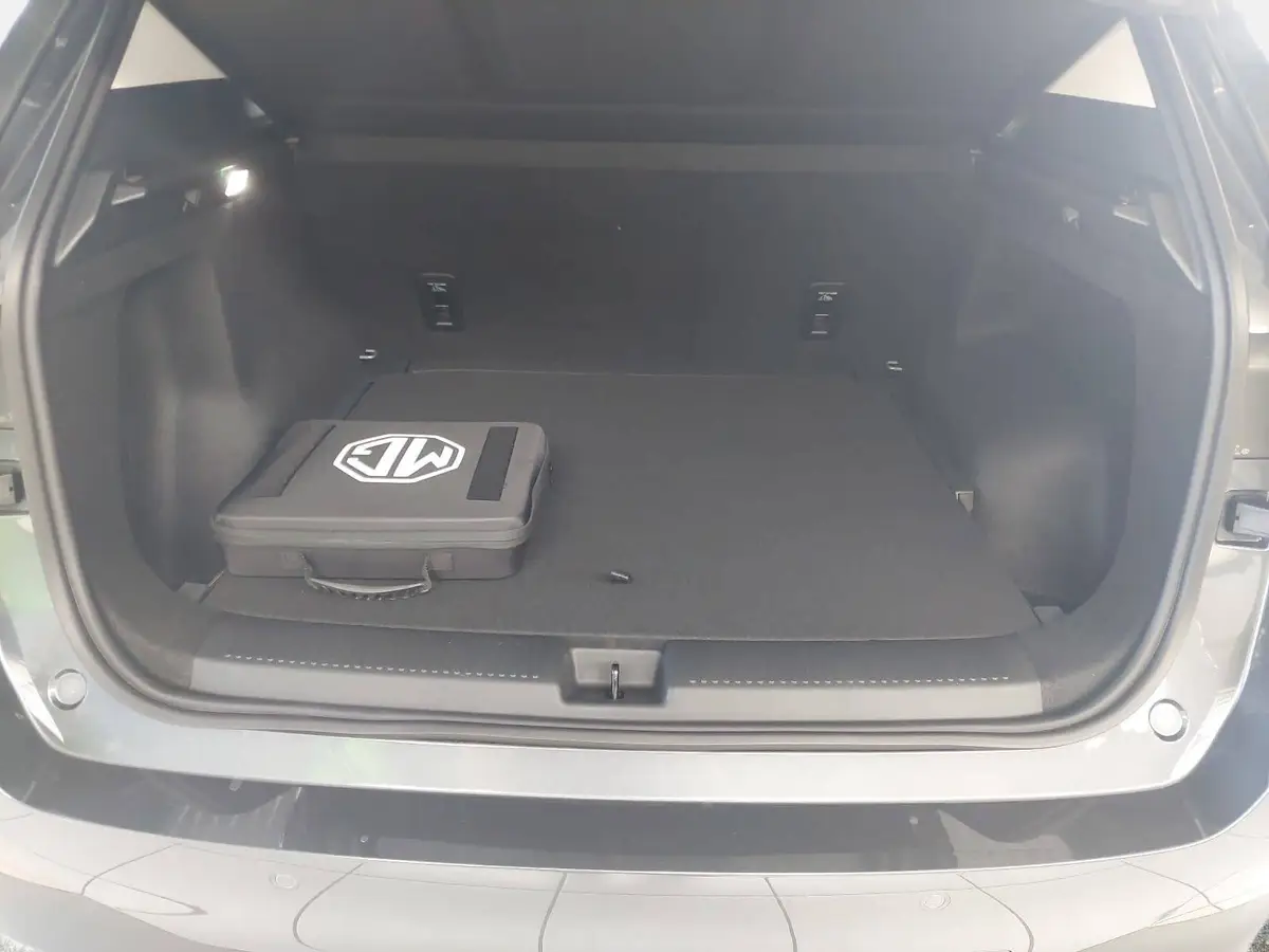 MG S5 EV 64 KWH MY25 LUXURY