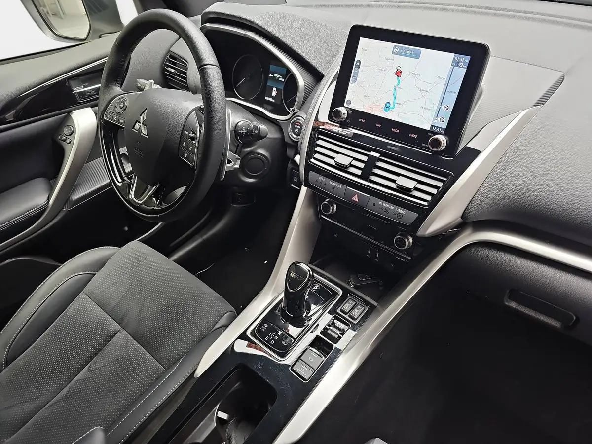 MITSUBISHI ECLIPSE CROSS 2.4 MIVEC PHEV CVT SELECT NAVI LED STANDH. 360° LM