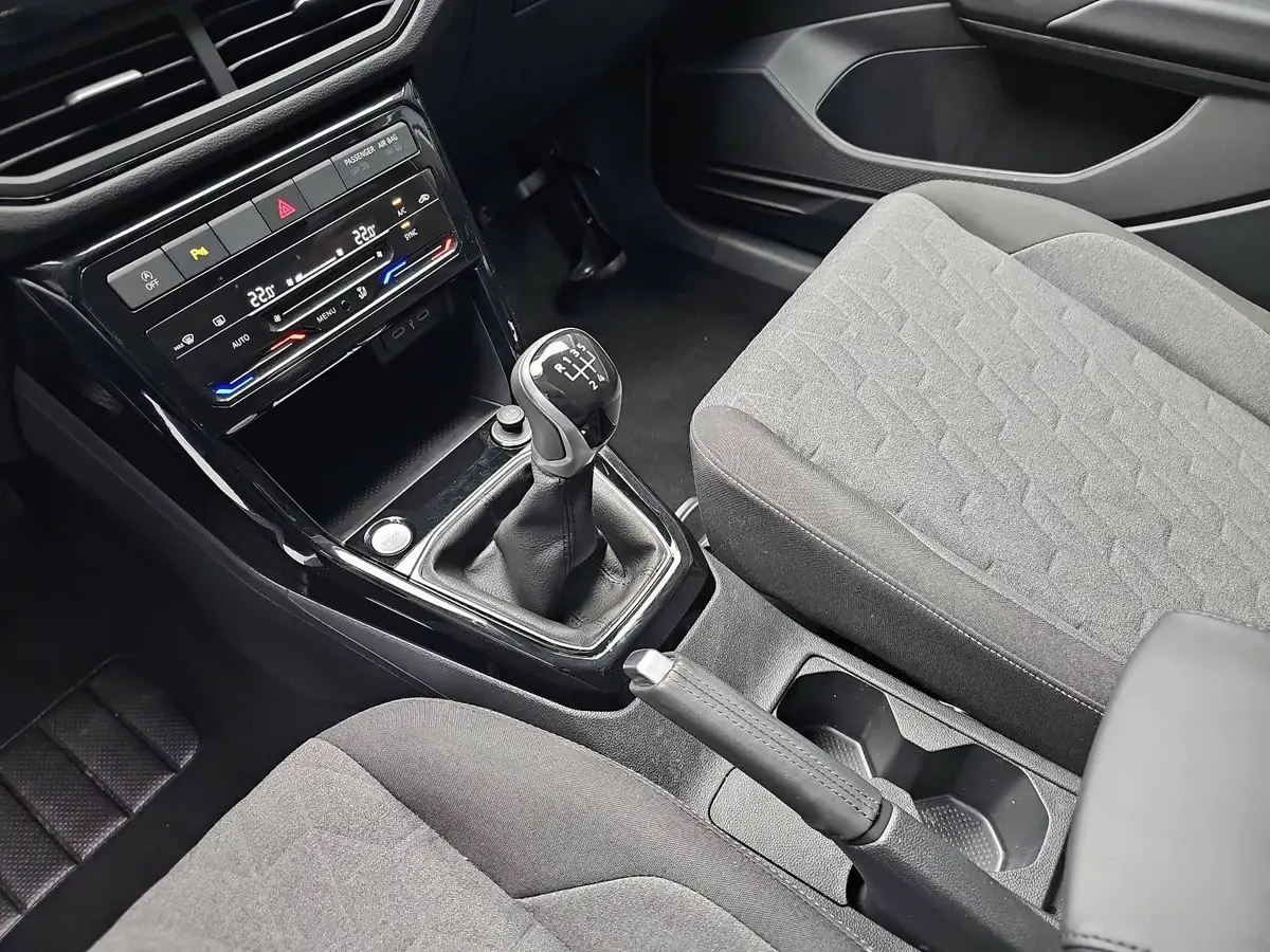 VW T-CROSS 1.0 TSI LIFE NAVI LED ACC LM17