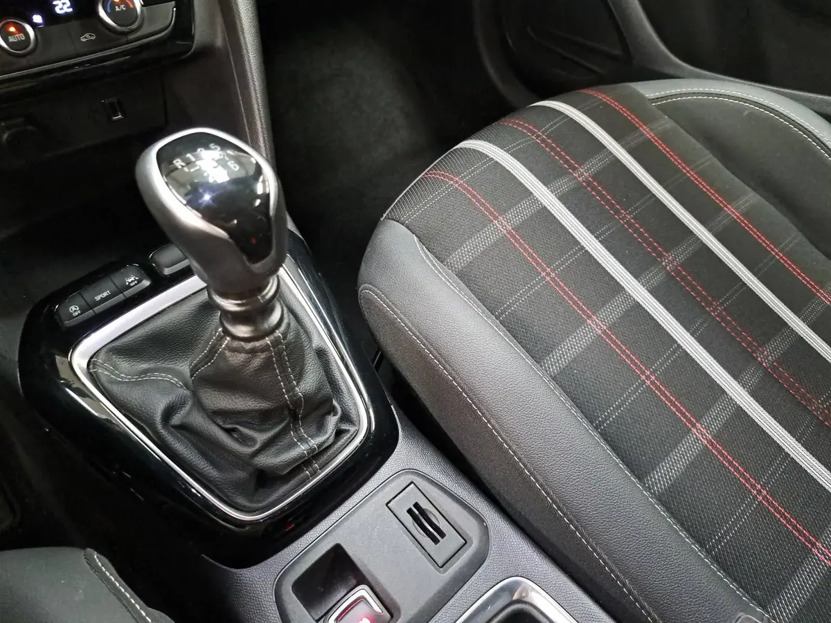 OPEL CORSA 1.2 TURBO 40 JAHRE LED TEMPO WINTER