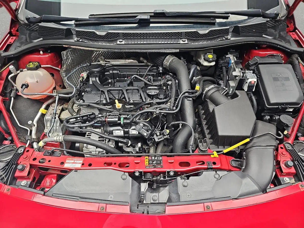 OPEL ASTRA 1.2 TURBO GS LINE NAVI LED KAMERA LM