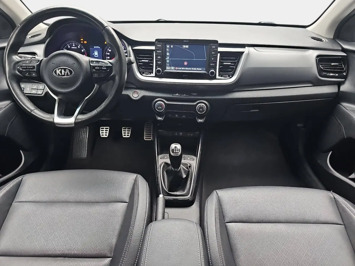 KIA STONIC 1.0 T-GDI PLATINUM EDITION