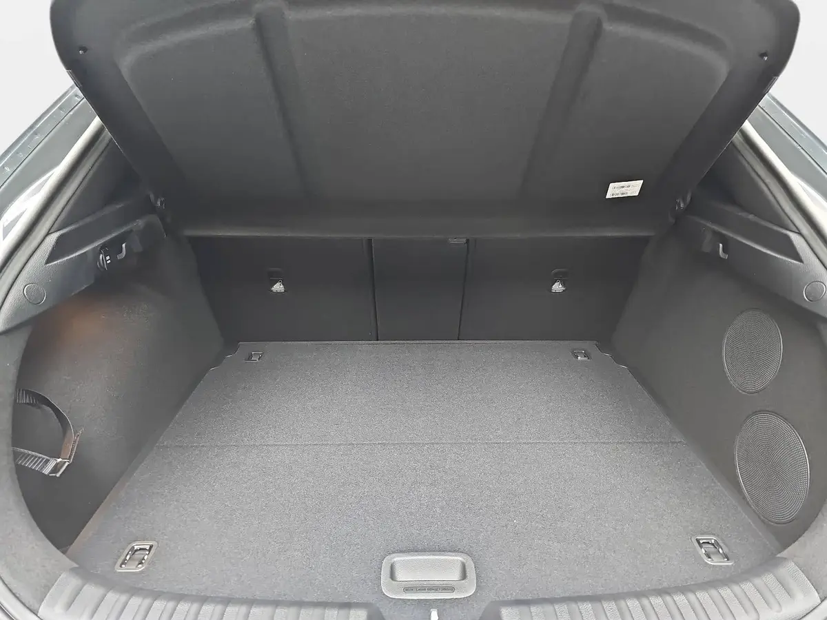 KIA XCEED 1.6 T-GDI 150 DCT GT-LINE MJ26 LEDER GLASDACH