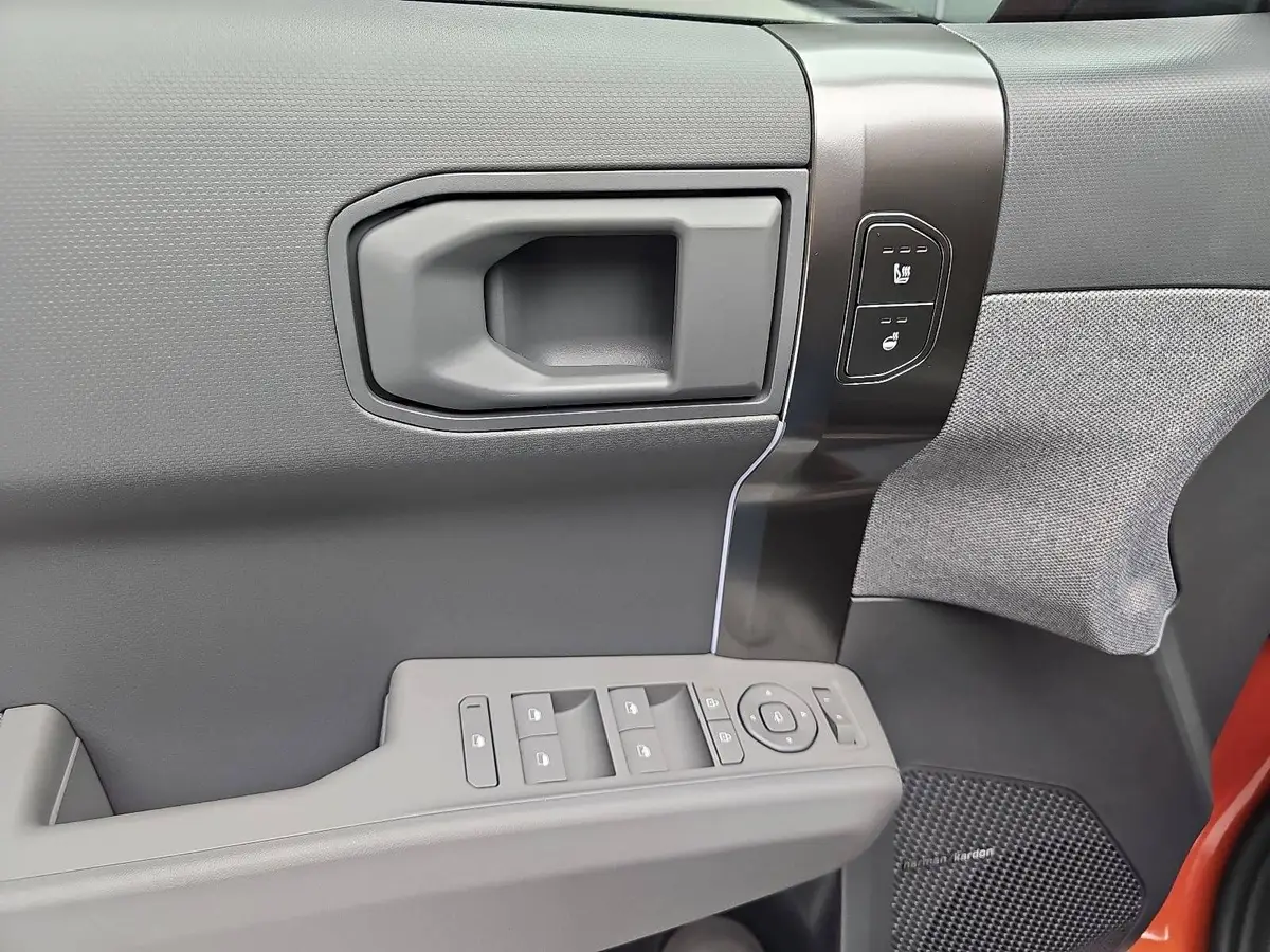 KIA EV3 81.4 KWH EARTH MJ26 WINTER BUSIN. UPGRADE DRIVEWISE-PARK DESIGN SOUND