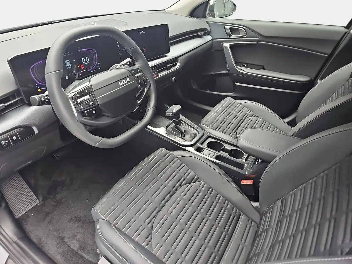KIA XCEED 1.6 T-GDI 150 DCT VISION MJ27 KOMFORT-PRO
