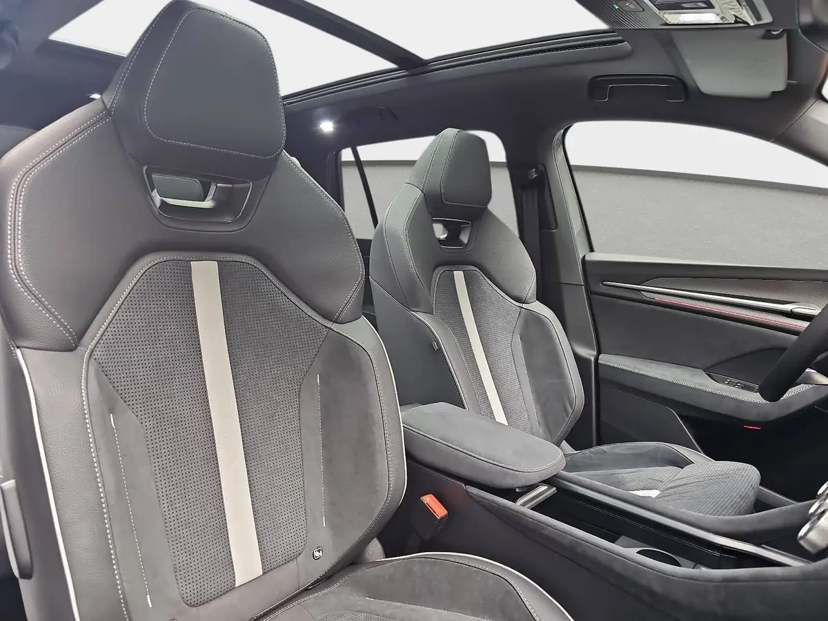 SKODA KODIAQ 2.0 TSI DSG SPORTLINE 4X4 NAVI LED AHK
