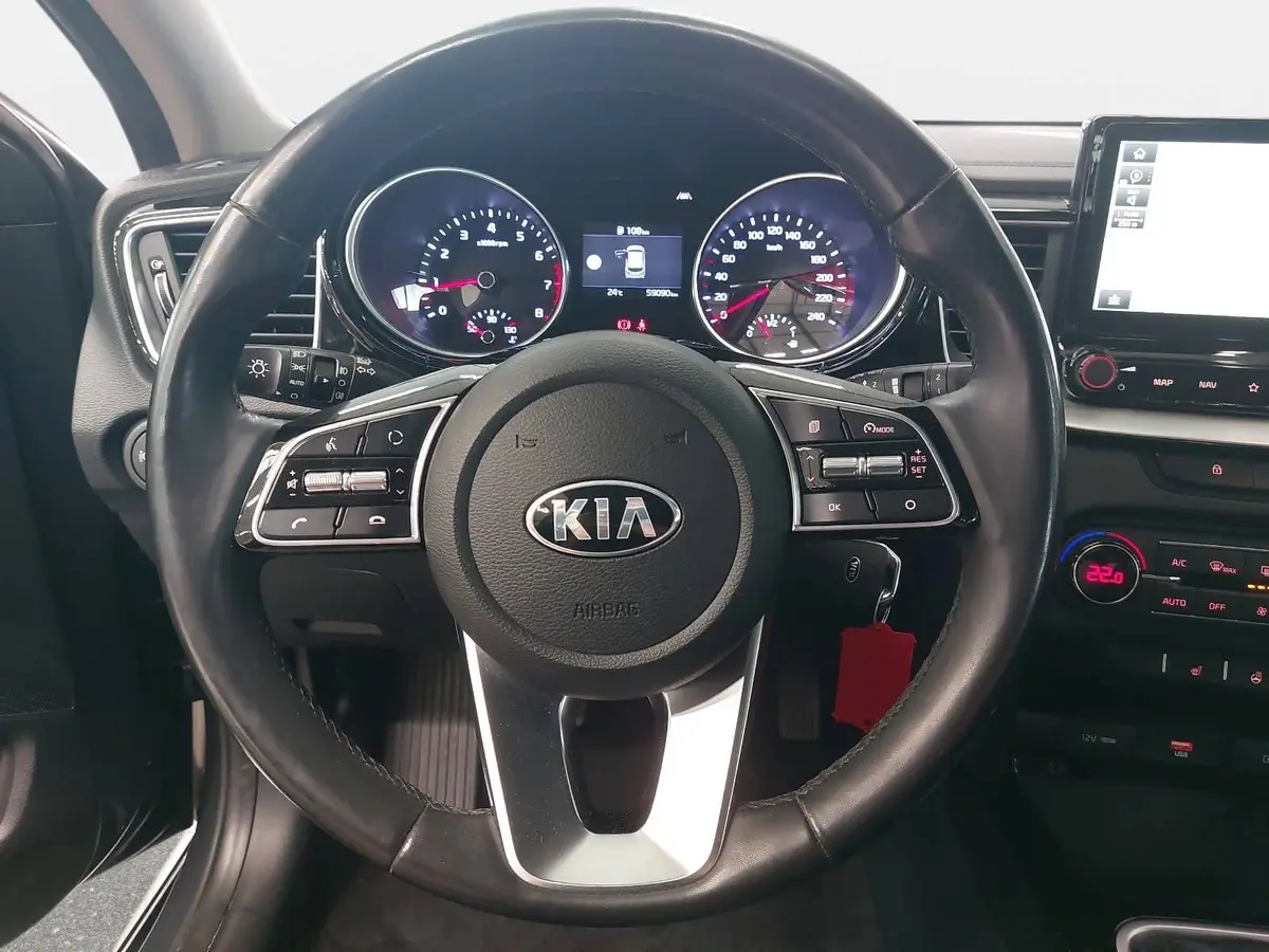KIA CEED SW 1.4 T-GDI VISION MJ20 KOMFORT NAVI