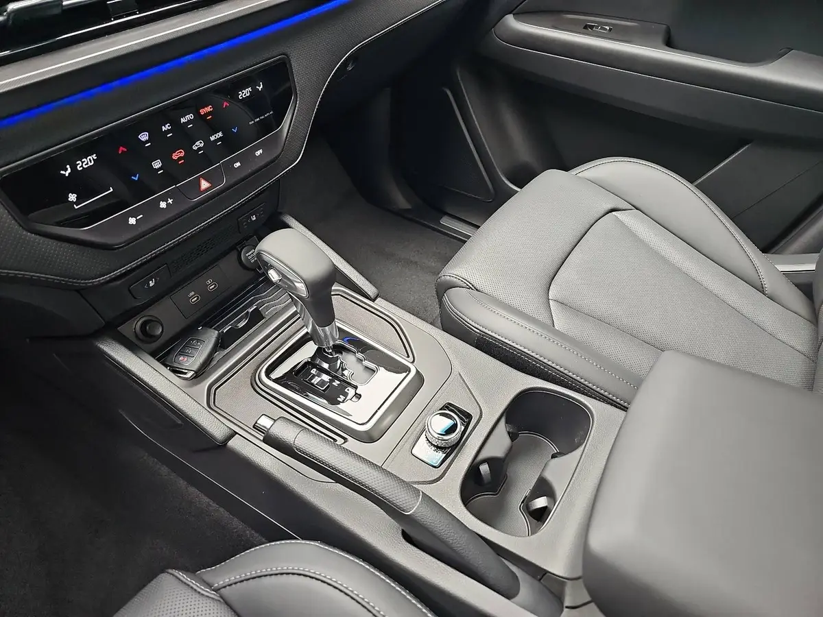 KGM MUSSO GRAND 2.2 DIESEL 4WD BLACK AUTOMATIK ASSISTENZPAKET