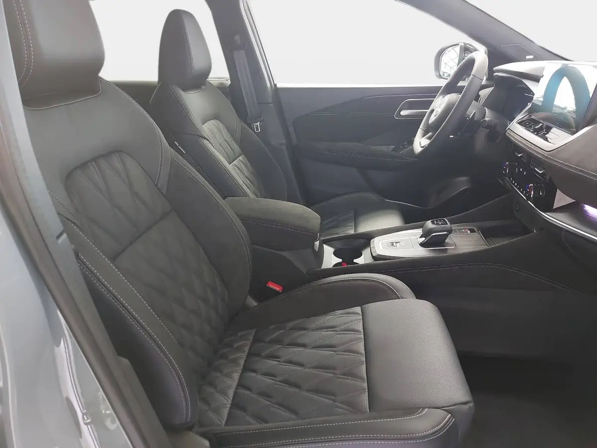 NISSAN QASHQAI 1.3 DIG-T MHEV AUTO. TEKNA PREMIUM PAKET 2-FARBEN