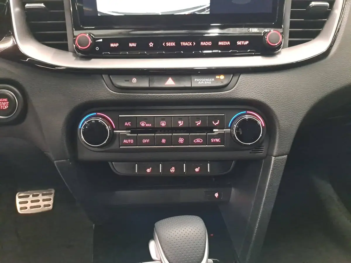 KIA XCEED 1.6 T-GDI 180 DCT GT-LINE MJ26 LEDER