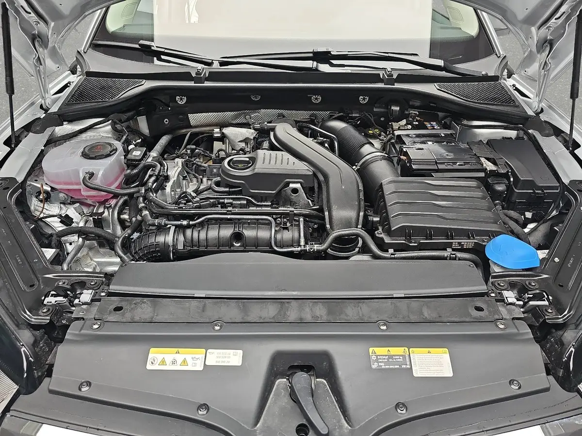 SKODA OCTAVIA COMBI 1.5 TSI DSG SELECTION LED AUDIO WINTER EL.HECKKL. 