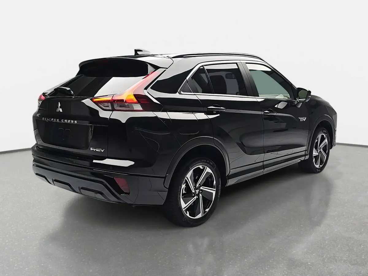 MITSUBISHI ECLIPSE CROSS 2.4 MIVEC PHEV CVT SELECT NAVI LED STANDH. 360° LM