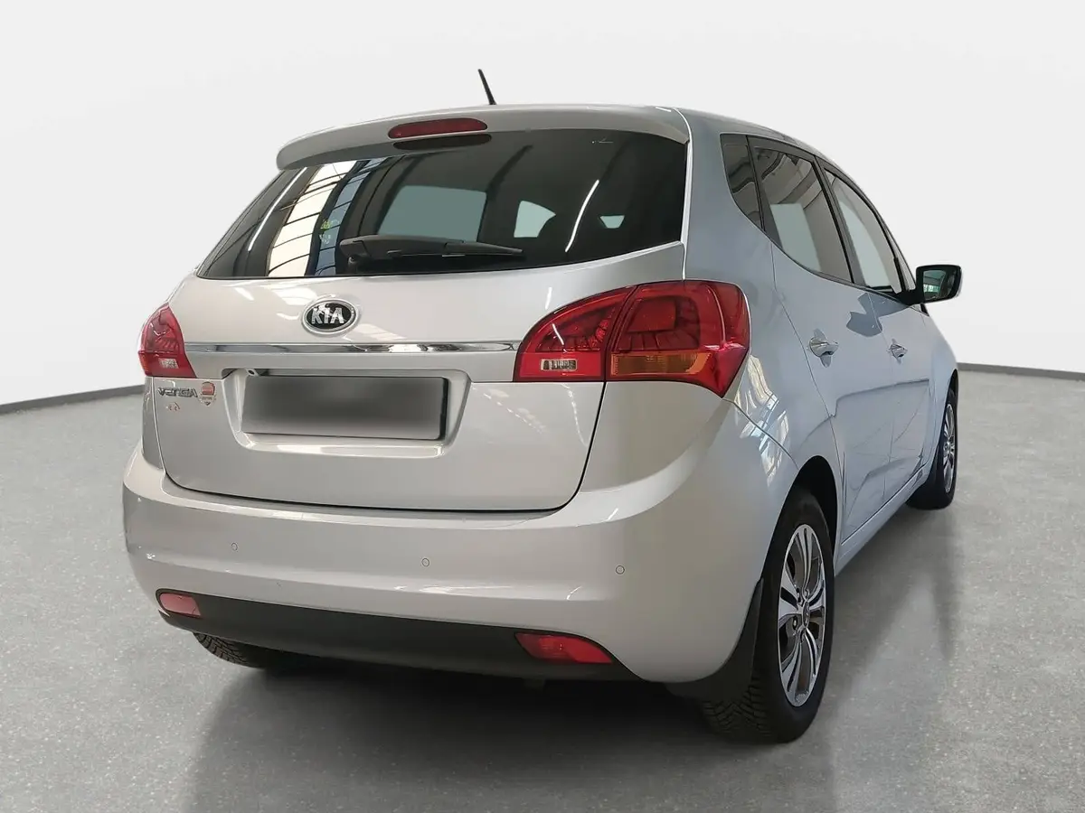 KIA VENGA 1.6 CVVT DREAM TEAM
