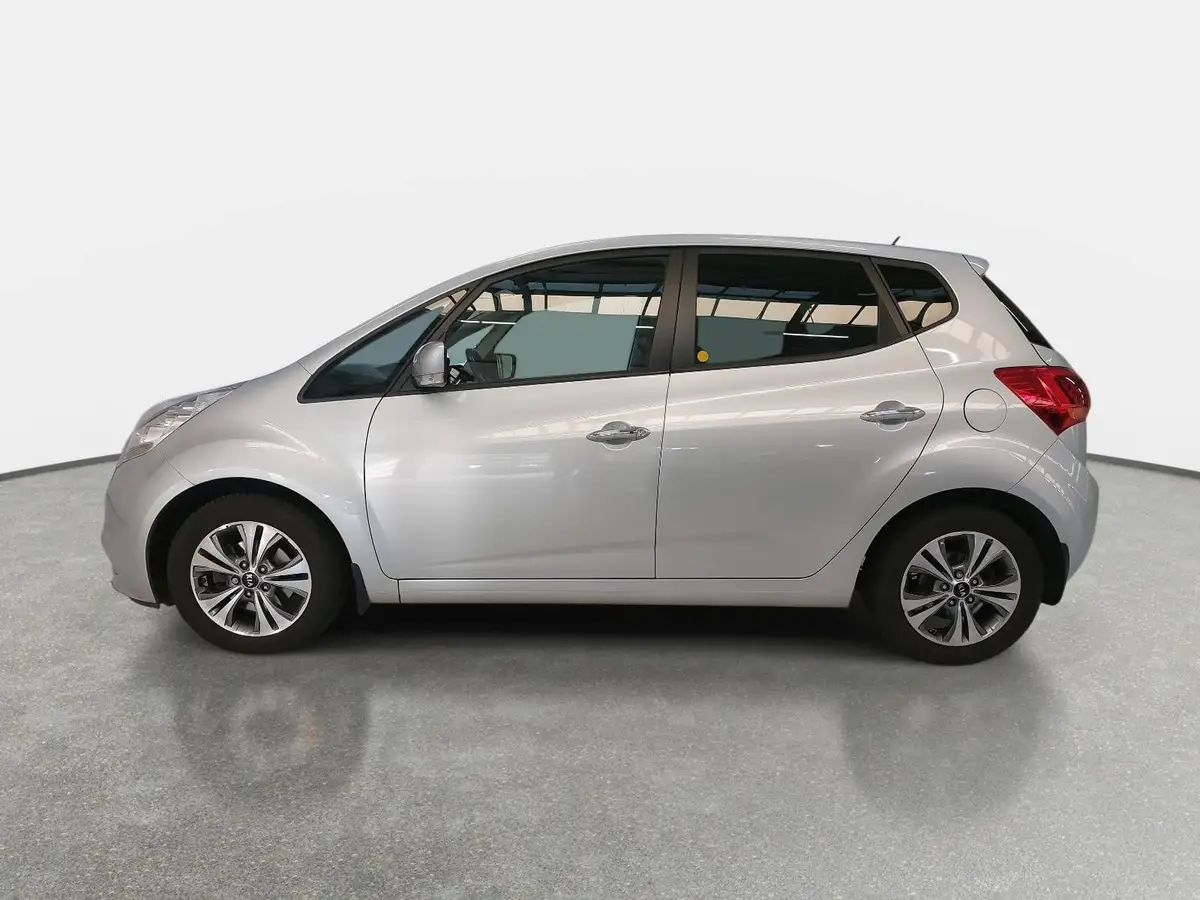 KIA VENGA 1.6 CVVT DREAM TEAM