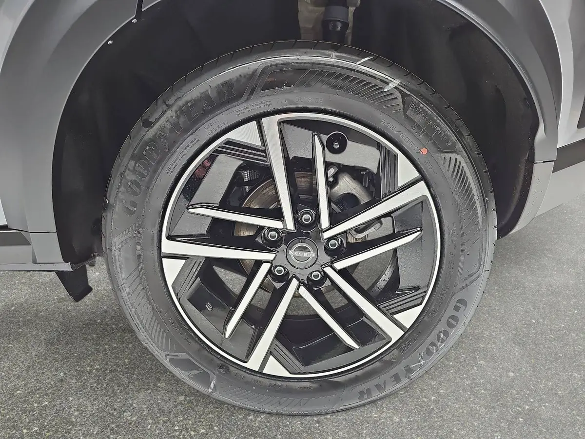 NISSAN JUKE 1.6 HYBRID AUTO. N-CONNECTA WINTER FRONTSCHEIBENHEIZUNG