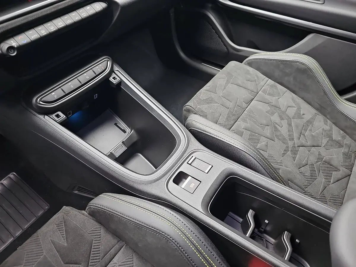 ABARTH 600E COMPETIZIONE, FÖRDERFÄHIG SOUND-GENERATOR