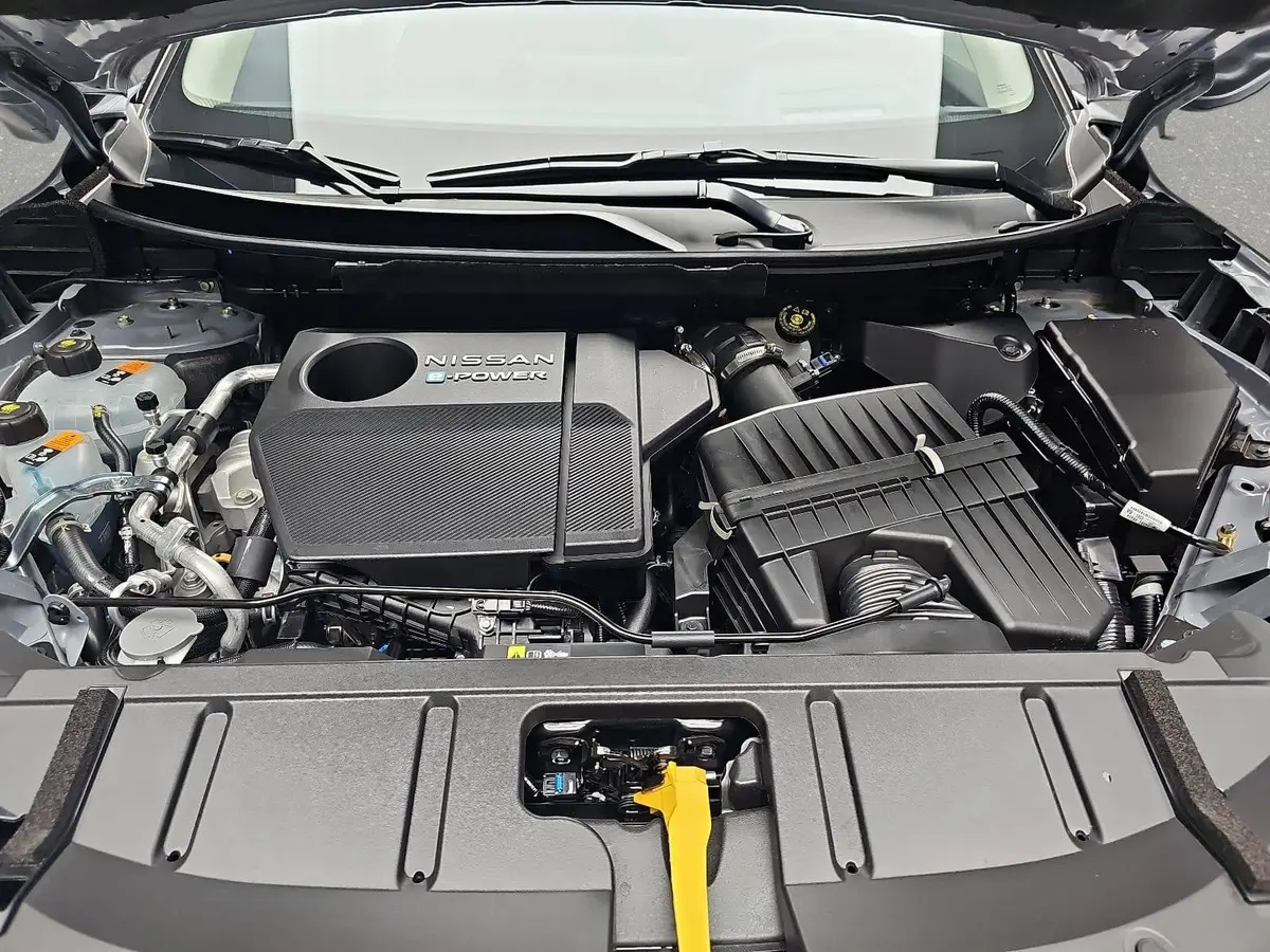 NISSAN X-TRAIL 1.5 VC-T E-POWER AUTO. TEKNA LM20