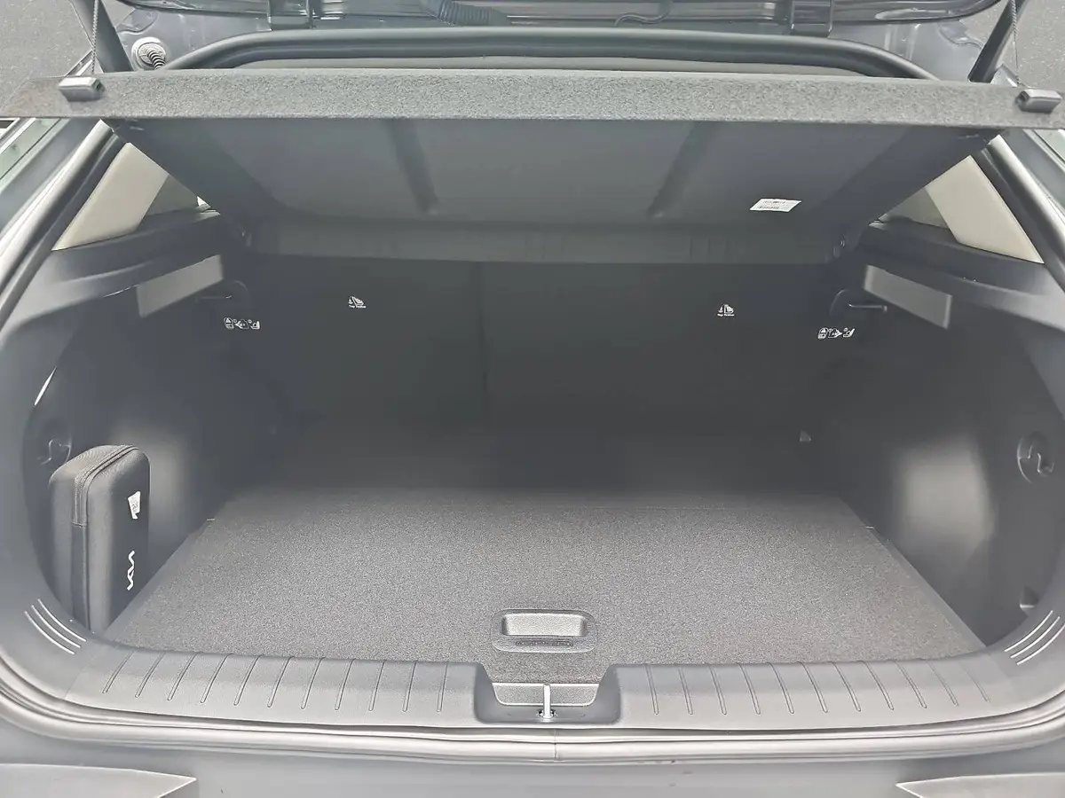 KIA EV4 81.4 KWH EARTH MJ26 UPGRADE TECHNOLOGY WINTER DWP DESIGN SOUND GLASD.