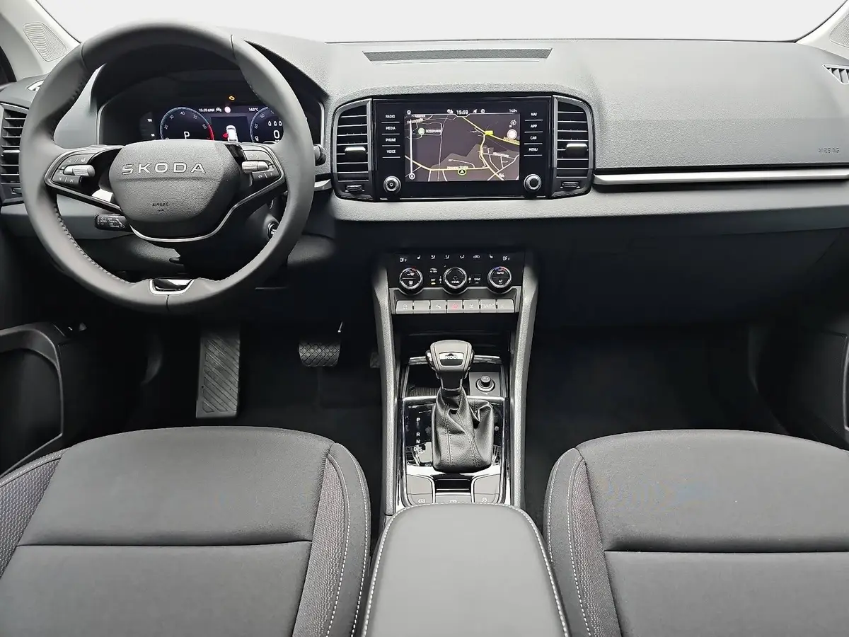 SKODA KAROQ 1.5 TSI DSG SELECTION NAVI LED ACC WINTER KAMERA A