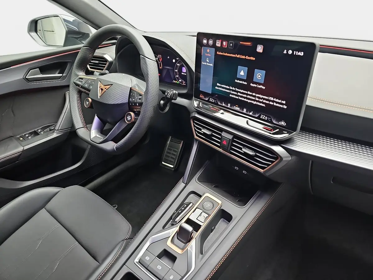 CUPRA LEON 1.5 ETSI DSG LED ACC DCC FULL-LINK WINTER PDC KAME