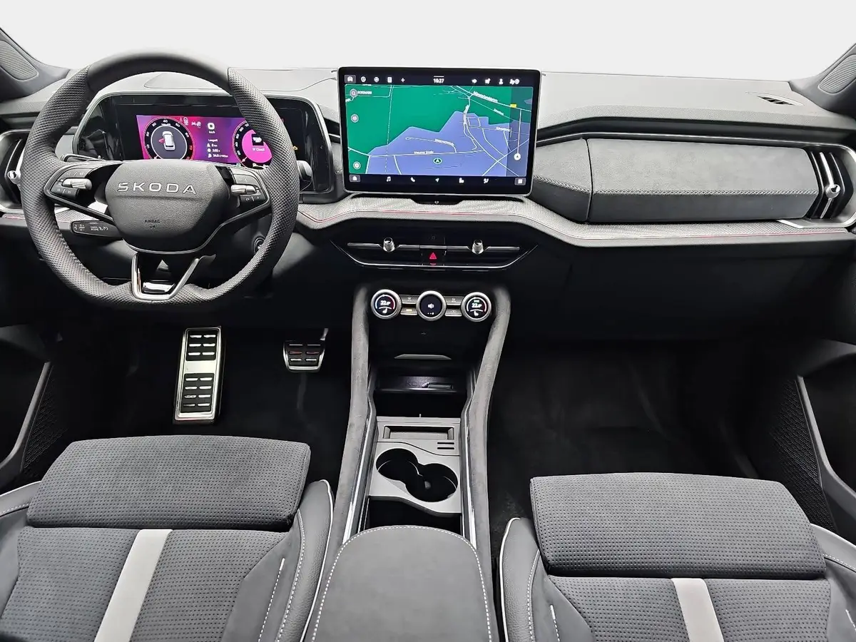 SKODA KODIAQ 1.5 DSG SPORTLINE NAVI LED ACC WINTER KAMERA AHK L