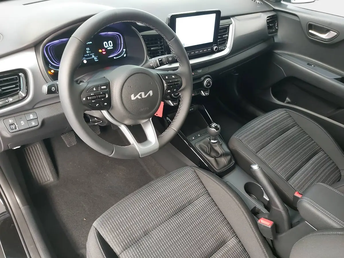 KIA STONIC 1.2 VISION SITZH. NAVI