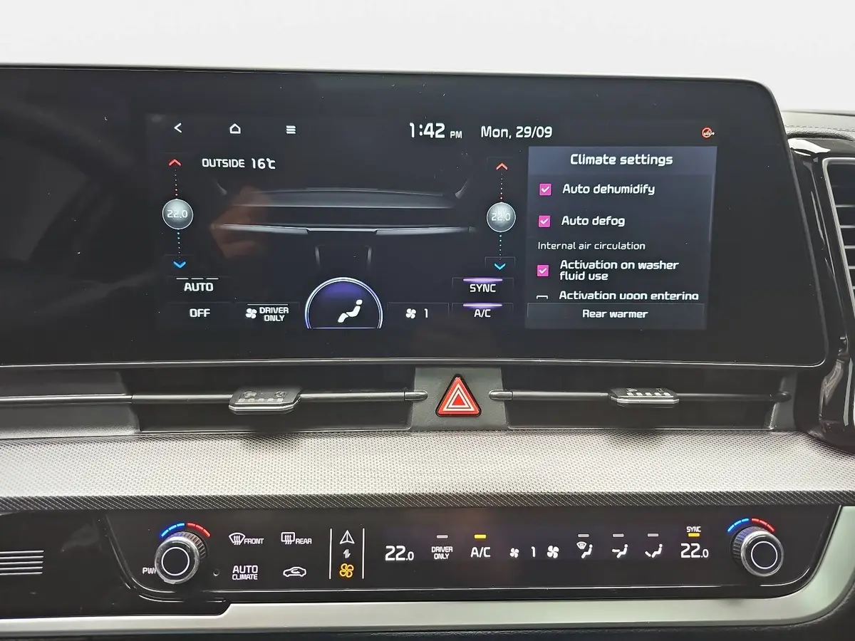 KIA SPORTAGE 1.6T PLUG-IN-HYBRID AUTO. GT-LINE SCHW.DACH DRIVEWISE GLASDACH SOUND