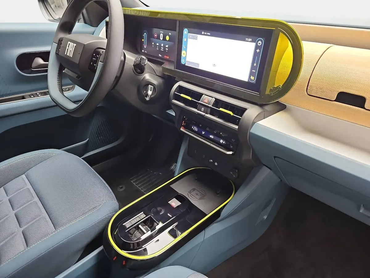 FIAT GRANDE PANDA HYBRID 1.2 EDCT LA PRIMA WINTER PAKET