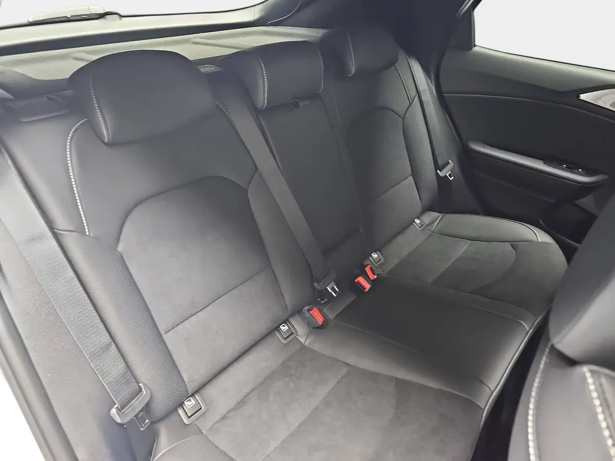 KIA XCEED 1.6 T-GDI 180 DCT GT-LINE MJ26 LEDER GLASDACH